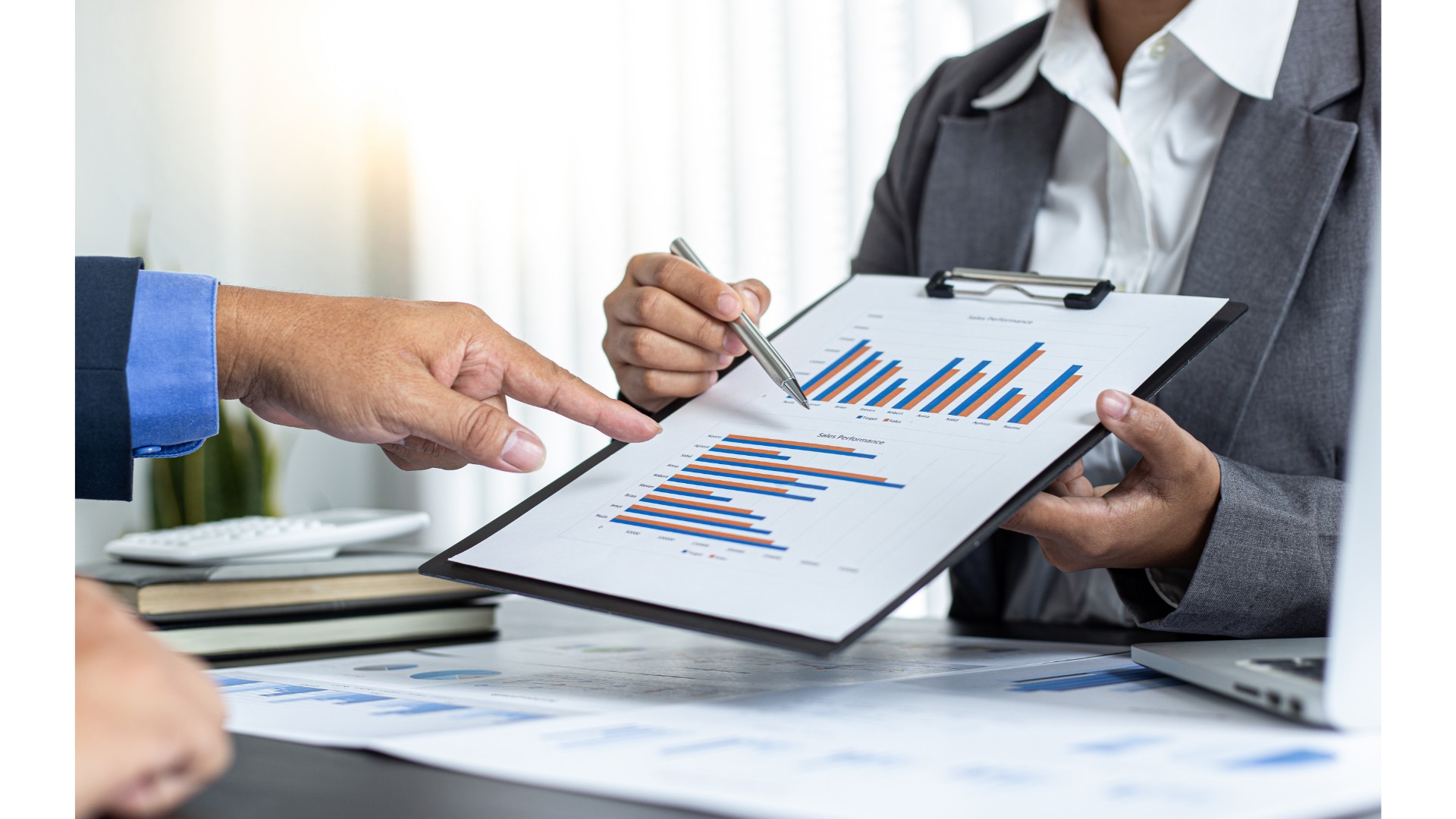 Why Your Marketing Agency Needs Specialized Accounting Services